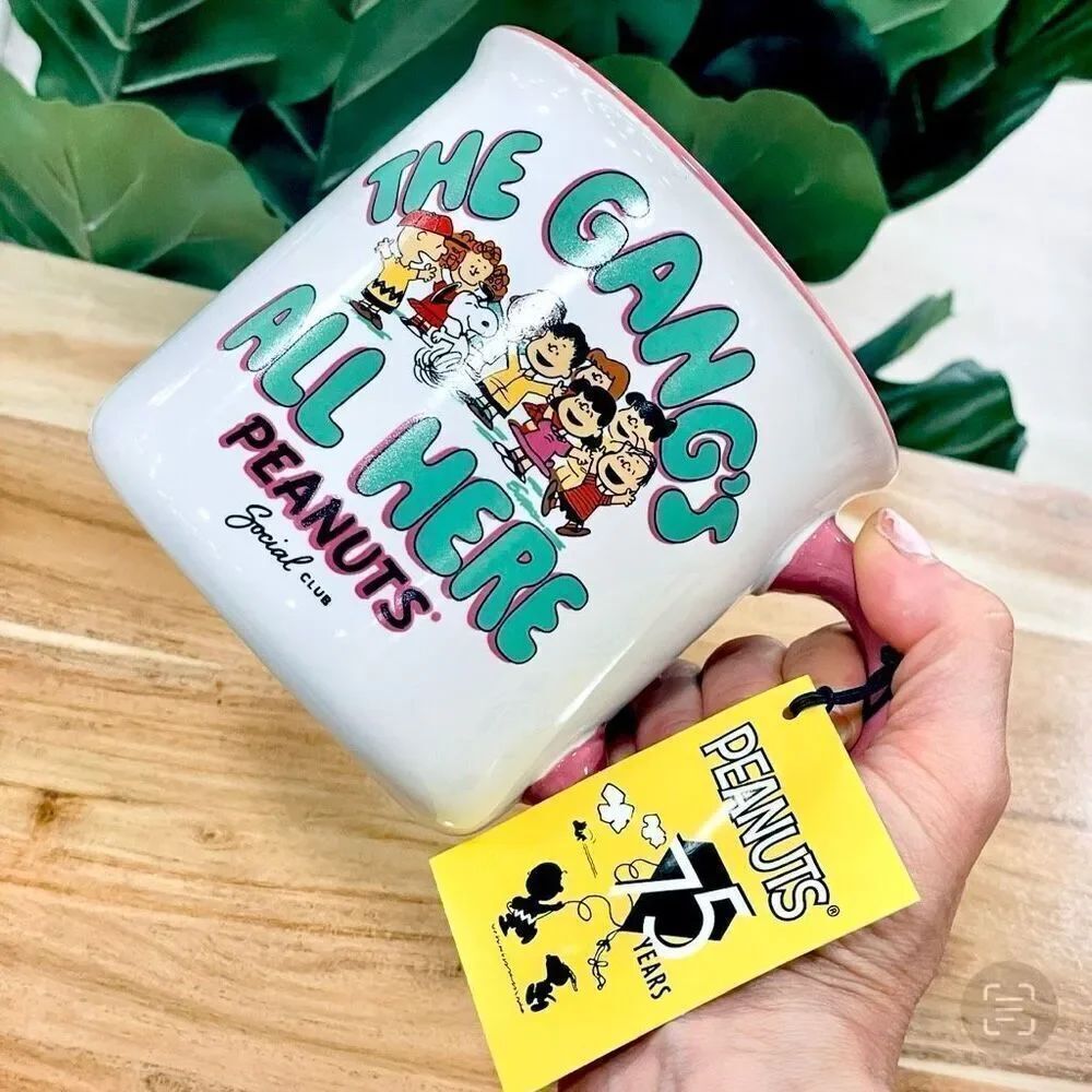 NWT Peanuts Snoopy & Friends “THE GANG’S ALL HERE” Green & White Jumbo 20 Oz Mug - Picture 7 of 12